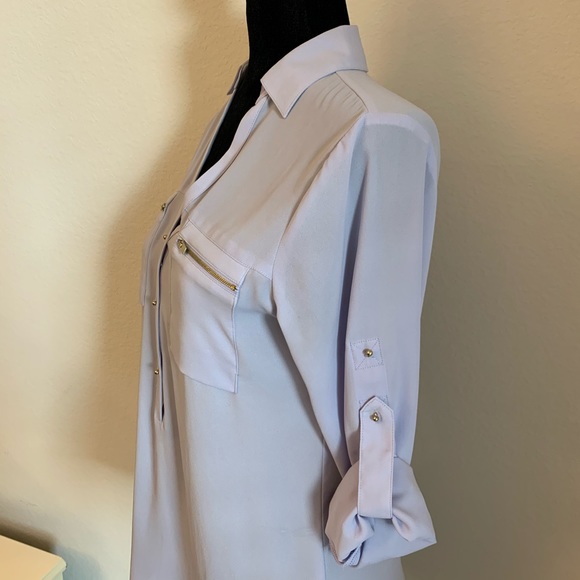 Lavender Collared Blouse with Adjustable Sleeves - Picture 3 of 5